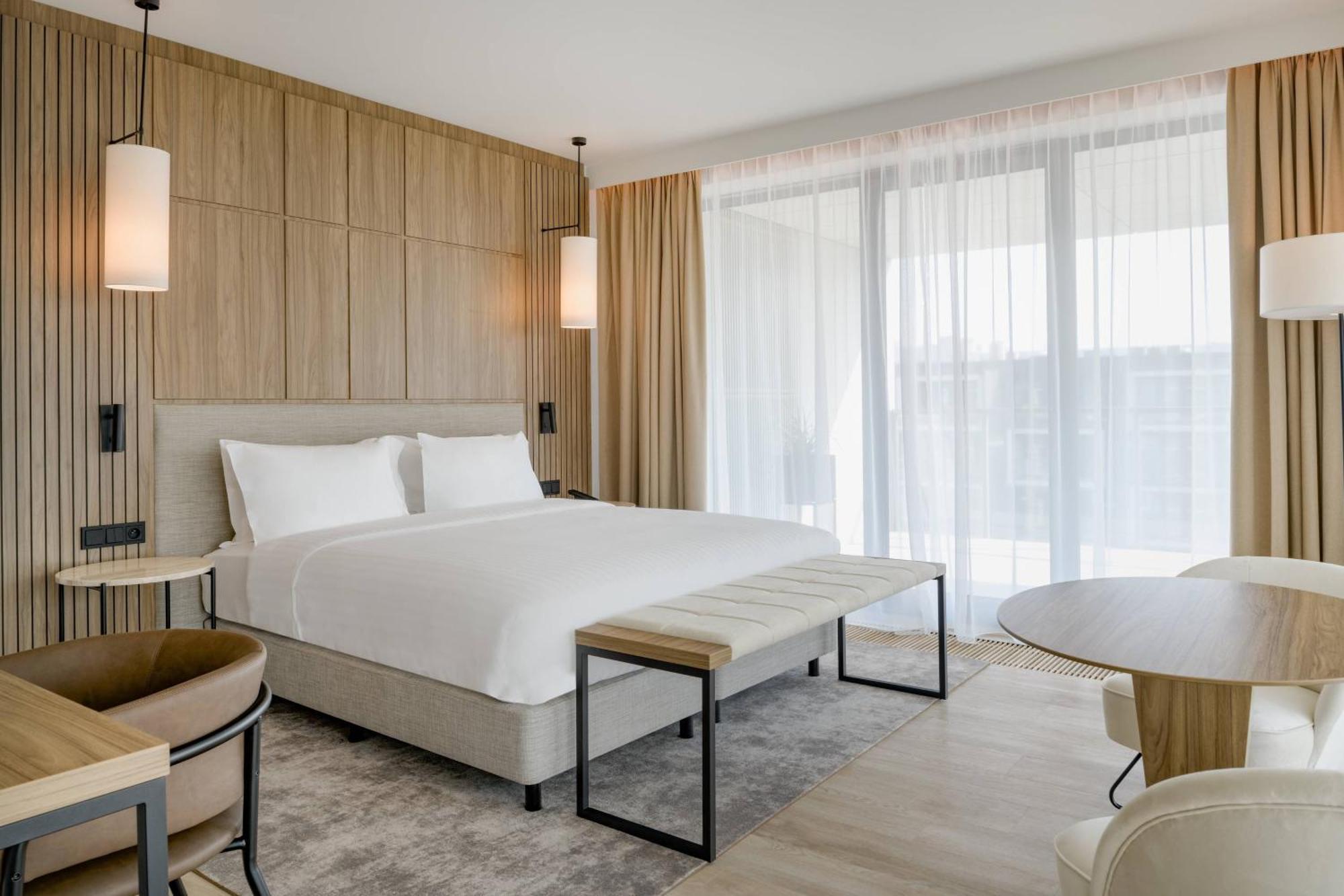 Ac Hotel By Marriott Krakow Exterior photo